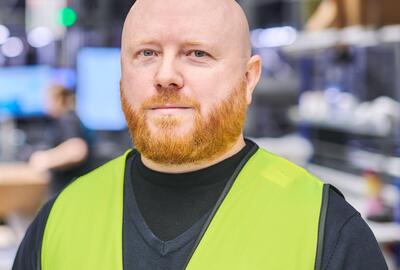 bilde av en ansatt i europris